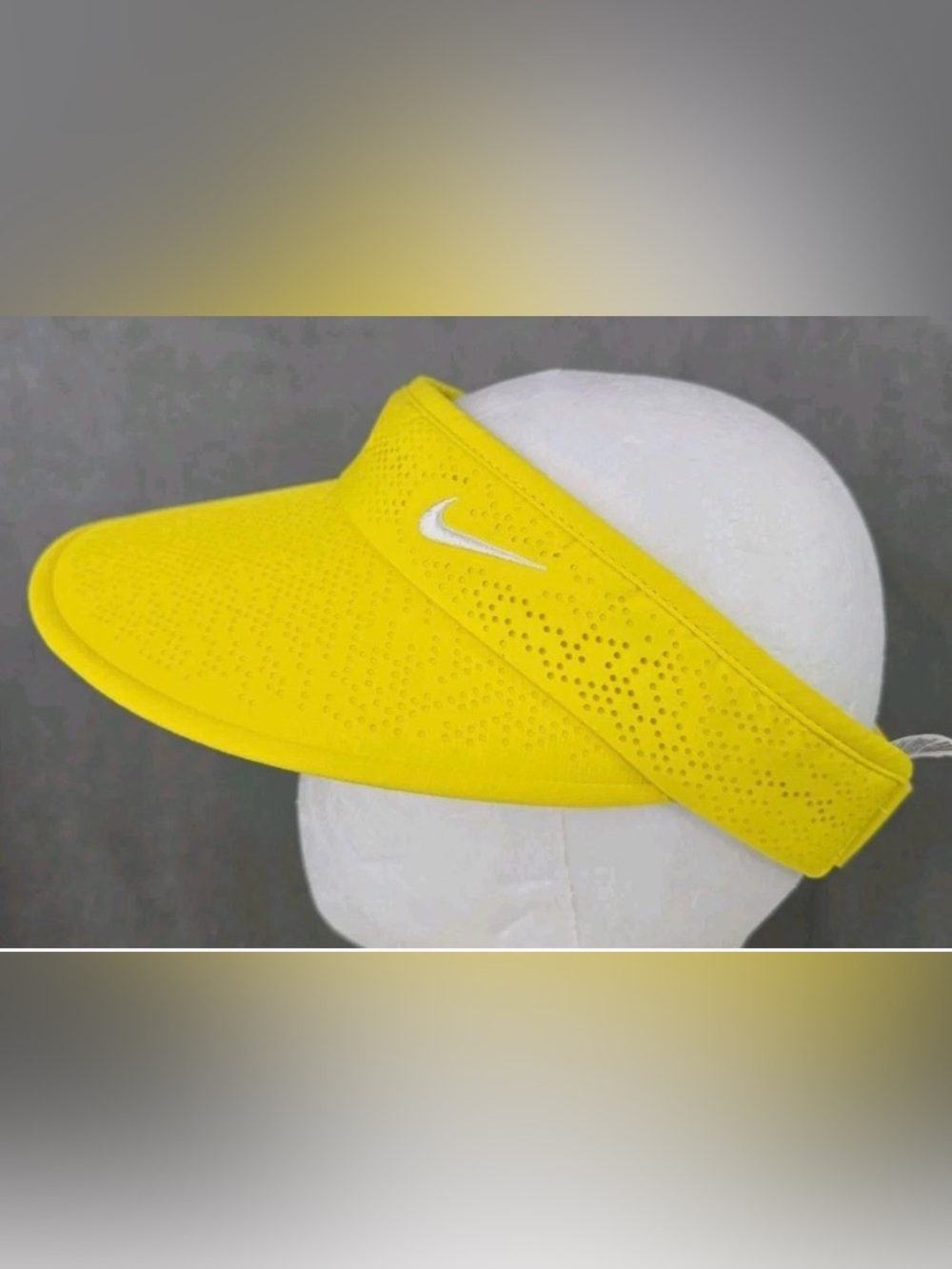Nike Golf Women’s Tech Perforated Visor electrolime Yellow Adjustable 742710-741